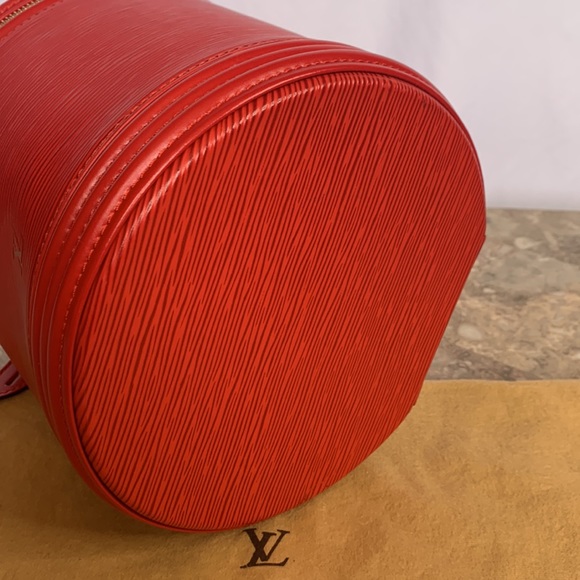 ❤️❤️sold❤️❤️Louis Vuitton Epi Cannes vanity bag - Picture 2 of 11